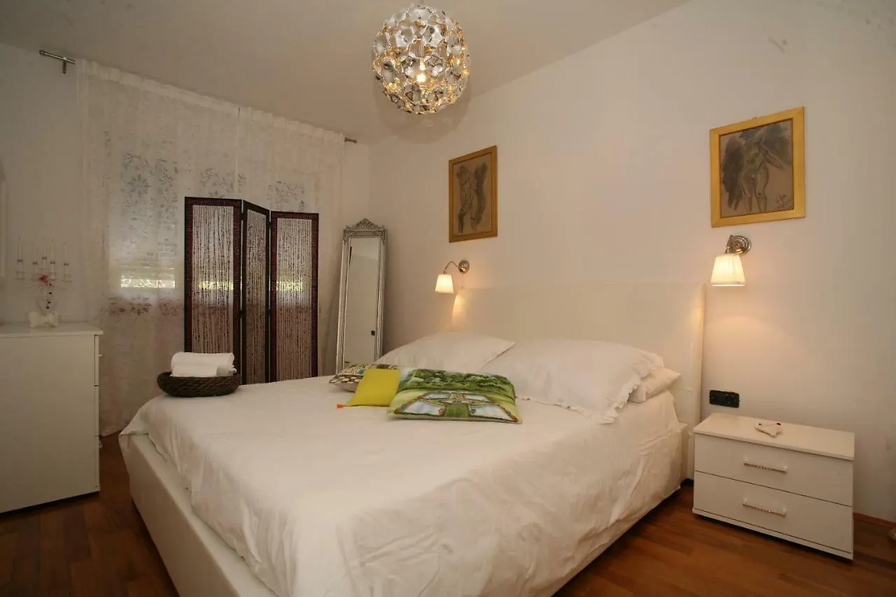 Domus Apartments Trogir